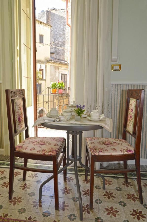 Bella Epoque Hotel Ragusa Buitenkant foto